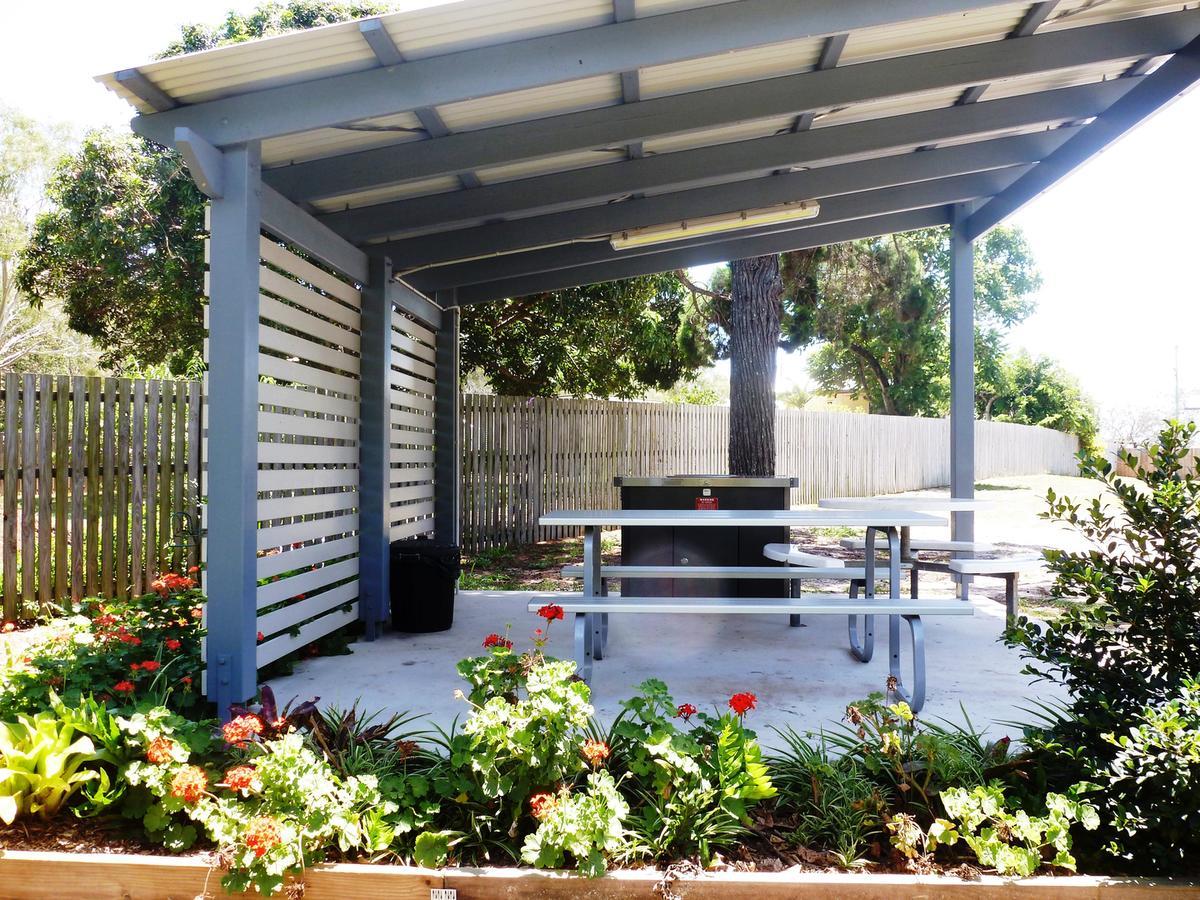 Nrma Woodgate Beach Holiday Park Exteriör bild